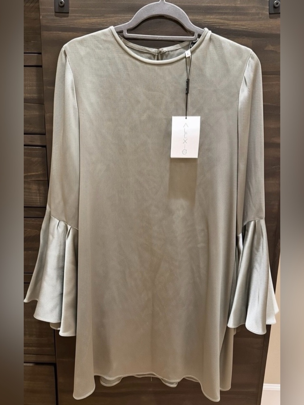 ALEXIS Benati Dress Long Bell Sleeves NWT size L Silver Grey